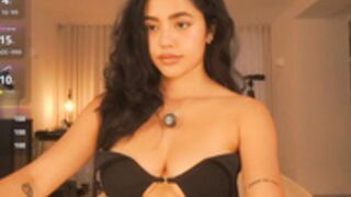 n_o_v_a 2025-11-12_06-22-43-002