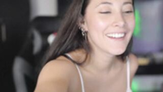 kellytesh 2025-11-12_17-54-34-002