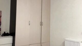 hoaarisa new babe on CB, topless