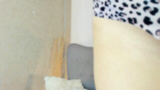 laralane_,shaved 2025_09_01 - 2