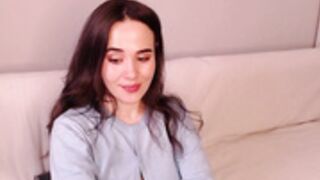 in_yan_2025-11-12_21-27-43_224