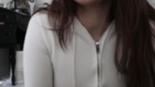 Claudy ASMR - working out