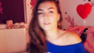 ayanatsume blue sports top