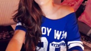 ayanatsume blue sports top