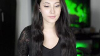 kellytesh 2025-11-18_06-28-11