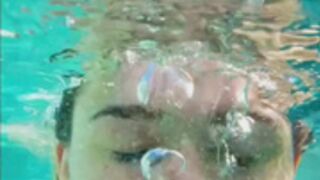 Megnutt 26