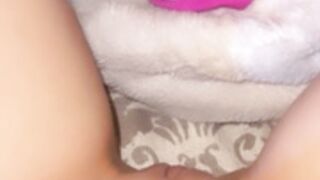 Amelia Adams My Wet Pussy Toy Play