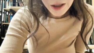 Mimiumuy ass in library