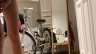 Moni Princess flashing buttplug