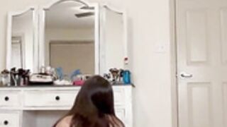 Kinsley Wyatt fingering and showing u how good i ride