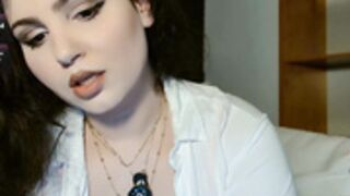 lady_yas_2025-11-17_21-50-15_055