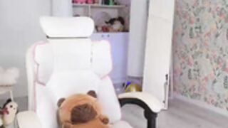 brilliantvictoria_2025-11-20_02-24-12_118