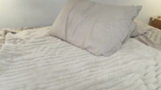 rebeccastonee_2025-11-14_23-50-33_116