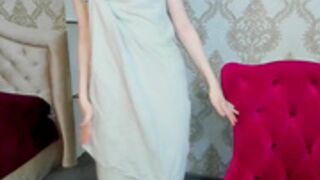 Lolla_Awesome (towel drop)