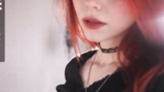 oki_dokie sexy eye contact