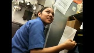 Espiando a la jefa del McDonal