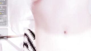 Kiko-vv pussy close up (not private show)