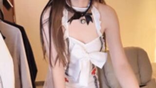 Robin-o3 playing with her pussy (not private show)