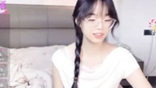 Chillin with Kexin-a (not private show)