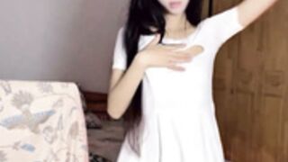 Lili-2 sexy dance