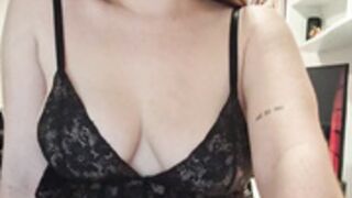 Redheaddol22 yummy curvy