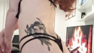 Redheaddol22 curvy redhead