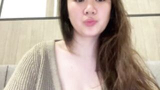sexypenguin13 2025-04-19_09-12-01