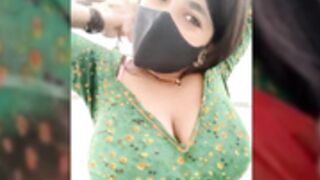 Wow_Riya (Outside Take off Bra)