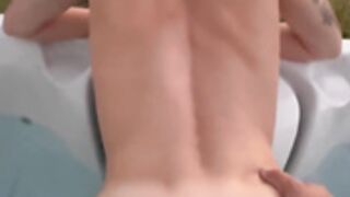 Halli_n_lover Hot Tub Sex Tape