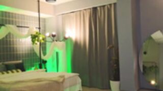 jobearr bikini striptease