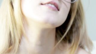 laila_laurent closeup body tour