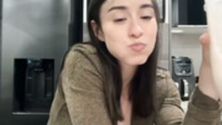 emyii_2025-11-26_00-29-17_633
