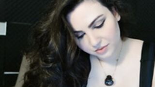 Lady_Yas 2025-11-18 19-15-36 590