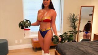 Gia Venetia & Max Fills