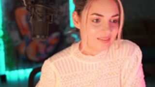 alliesynns 2025-11-28_07-44-15-001