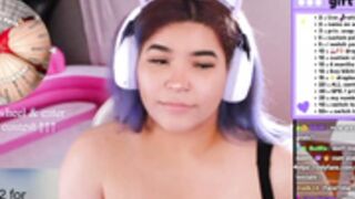 Big tits kick streamer, accidentally flashes live