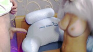 dmilay blowjob to her bf
