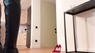Monika_reed1 11 12 25