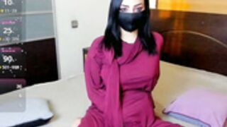 habibi_moon_2025-12-06_04-03-20_761