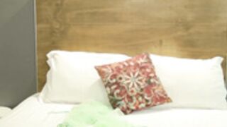 kellytesh 2025-12-06_00-25-03-002