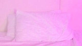 emma_jonness_2025-12-04_19-01-36_092