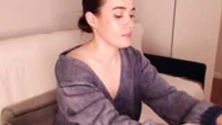 in_yan 2025-12-02_00-05-04