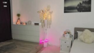 domixdyva 2025-12-03_00-51-29-003