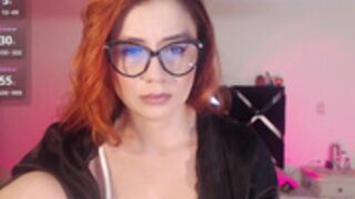 antonhella_-MyFreeCams-2025-10-24T14_29_07-05_00