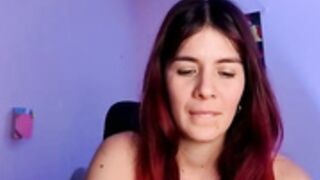 Elliesi-Red in usa 5.12.25