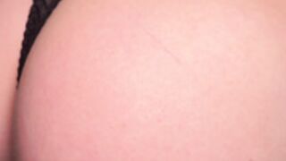 Elli_Harmon 2025-12-07