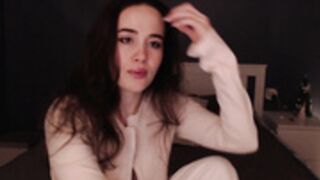 in_yan 2025-12-15_18-52-06-001