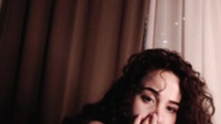 in_yan 2025-12-10_23-46-16