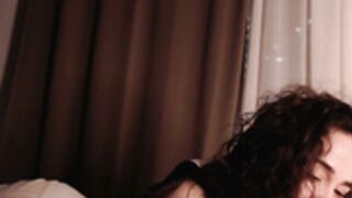 in_yan 2025-12-10_23-21-09