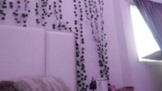 emma_johnson_ 2025-12-15_23-28-47